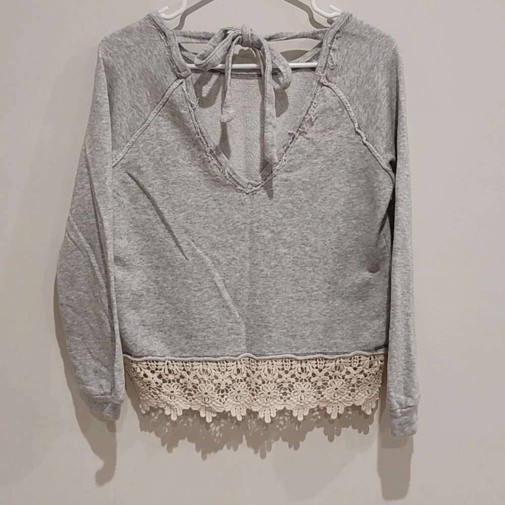 Altar'd State Gray Sweatshirt with Lace Raw Hem. Tie Neck Back. Cozy, Casual